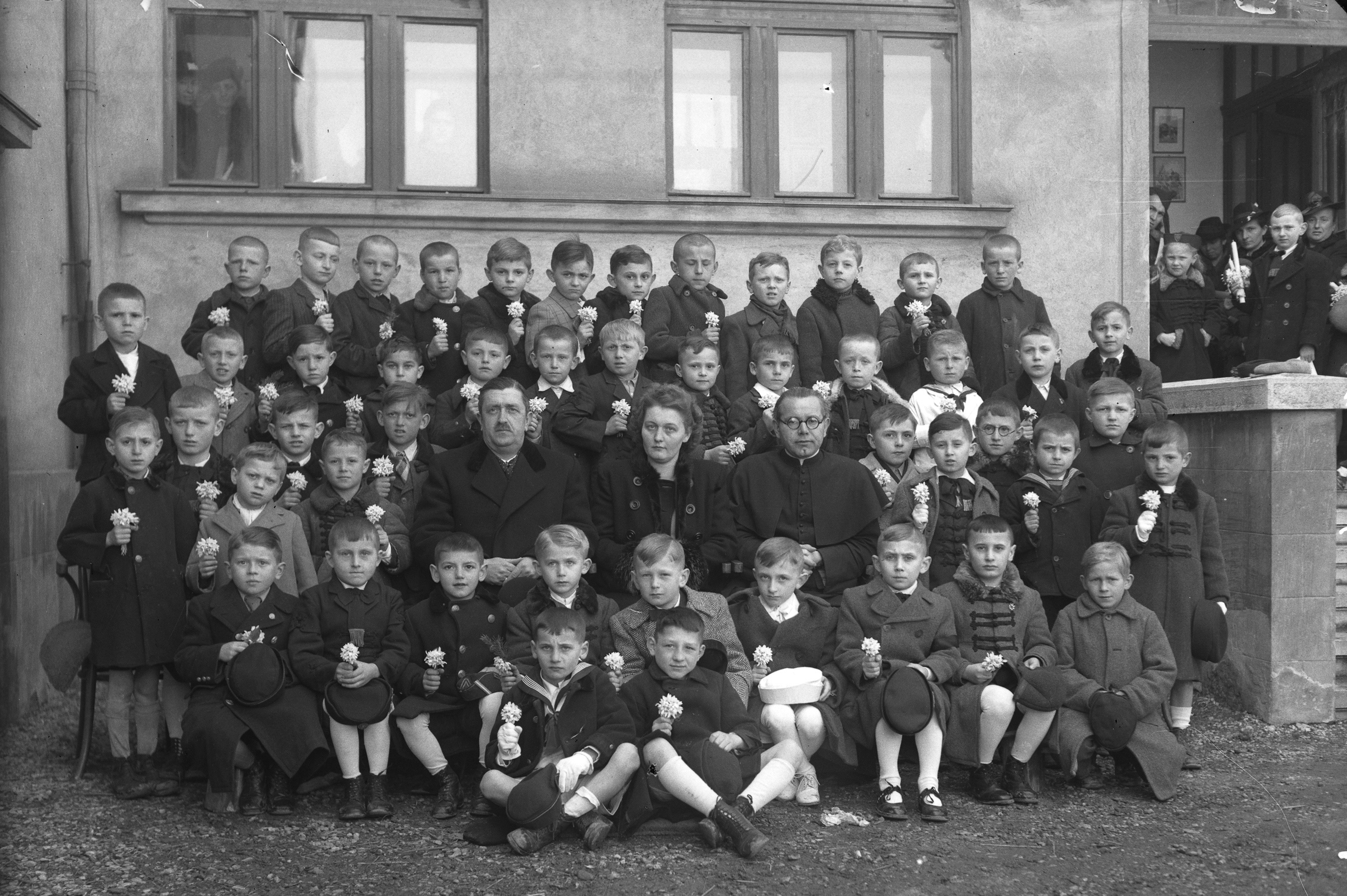 A Szövő utcai fiúiskola első áldozói 1944 tavaszán